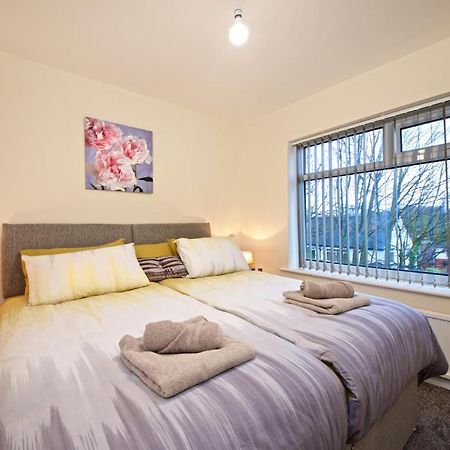 Beautiful Cozy Home With Free Parking Manchester Eksteriør billede
