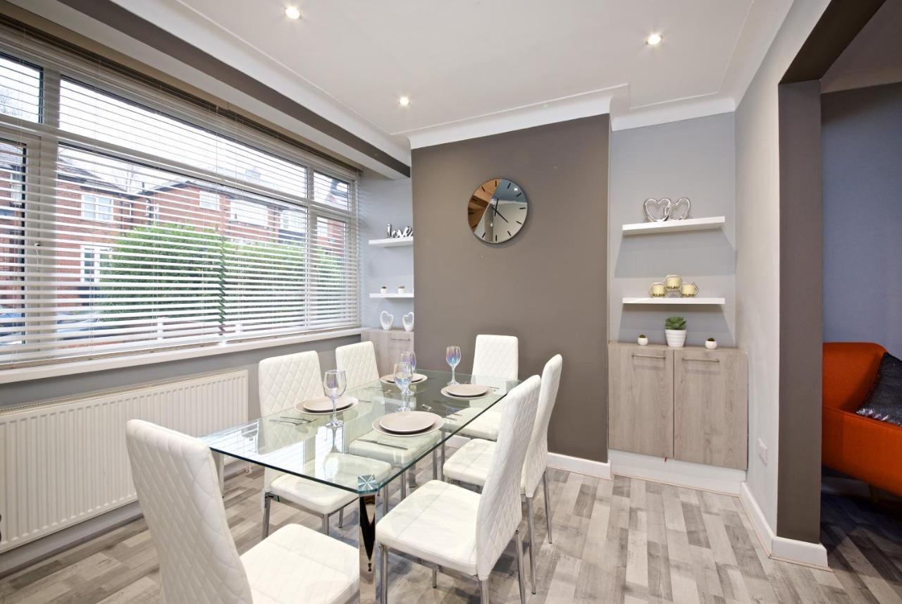 Beautiful Cozy Home With Free Parking Manchester Eksteriør billede
